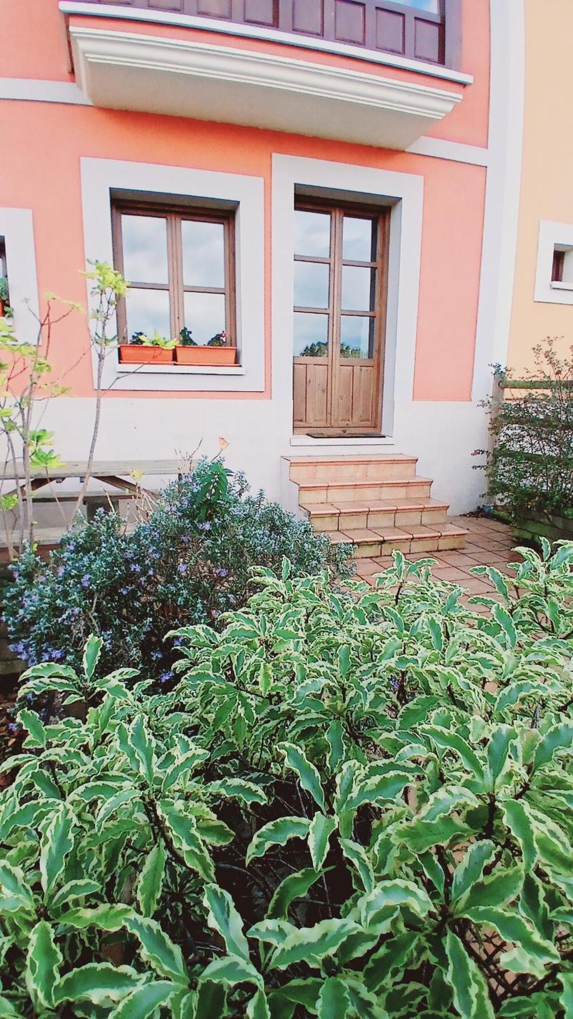 شقة Acogedor Bajo Con Terraza Y Vistas نويفا دي يانس المظهر الخارجي الصورة
